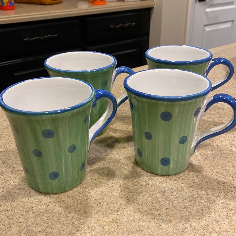 Bath and Bodyworks oversized mugs